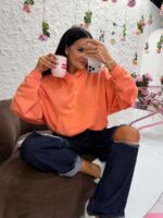 Pomarańczowa bluza z kapturem LaMilla kangurek