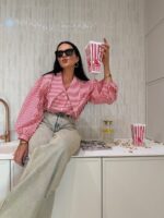 Koszula w czerwone paski LaMilla z przedłużanym kołnierzem