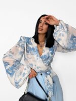 Wiązana Bluzka LaMilla niebieski wzór Dior