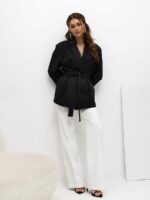 Czarny krótki płaszcz Edan