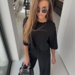 Czarny komplet Agatha Fashion krótka bluzka i szerokie spodnie