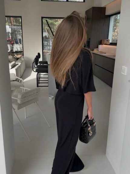 Czarny komplet Agatha Fashion krótka bluzka i szerokie spodnie