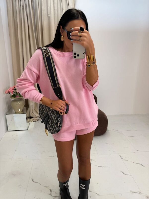 Różowy sweterkowy komplet laMilla