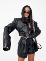 Czarna kurtka skórzana ramoneska LaMilla