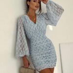 Niebieska koronkowa sukienka Megi B