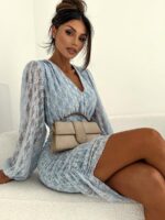 Niebieska koronkowa sukienka Megi B