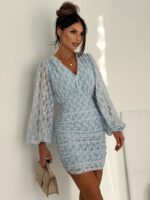 Niebieska koronkowa sukienka Megi B