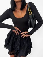 Czarne koronkowe spodenki LaMilla i czarne body na paluszek LaMilla