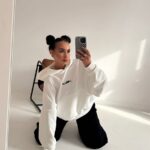 Biała bluza LaMilla z kapturem