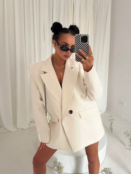 Jasno beżowa marynarka Wigilia LaMilla