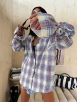 Koszula w niebieską kratę LaMilla z dzwonkiem przy mankiecie