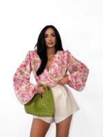 Wiązana bluzka LaMilla w kolorowe kwiaty