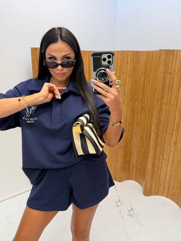 Granatowy komplet LaMilla spodenki i bluzka polo