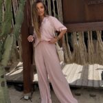 Różowy komplet lniany Agatha Fashion długie spodnie i koszula z krótkim rękawem
