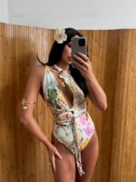 Strój kąpielowy monokini LaMilla we wzorze kwiatowym z wiązaniem warkocz