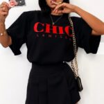 Czarny t-shirt Chica LaMilla z czerwonym logo