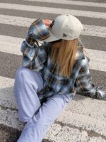 Koszula LaMilla w niebieską kratkę z dzwonkiem przy mankiecie