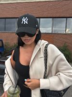 Bluza na zamek LaMilla w waniliowym kolorze z kapturem