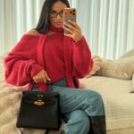 Sweter z szalem LaMilla malinowy