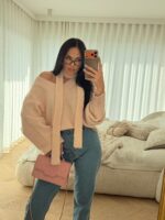 Sweter z szalem LaMilla beżowy