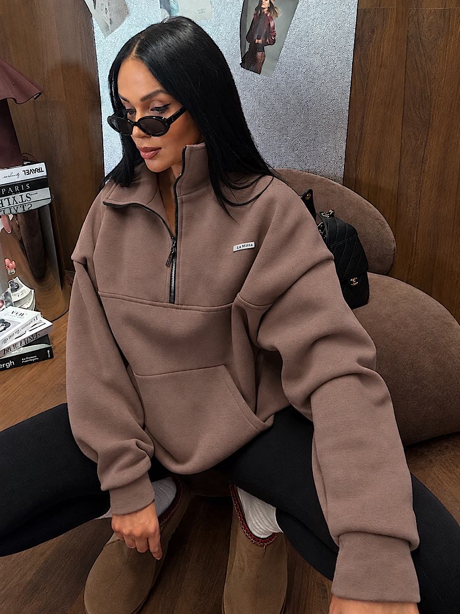 Bluza LaMilla brązowa typu kangurek Bluza LaMilla brązowa typu kangurek