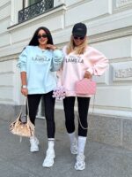 Bluza LaMilla jasno niebieska z szarym logo
