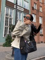 Krótki płaszcz z lisem LaMilla w kolorze ecru